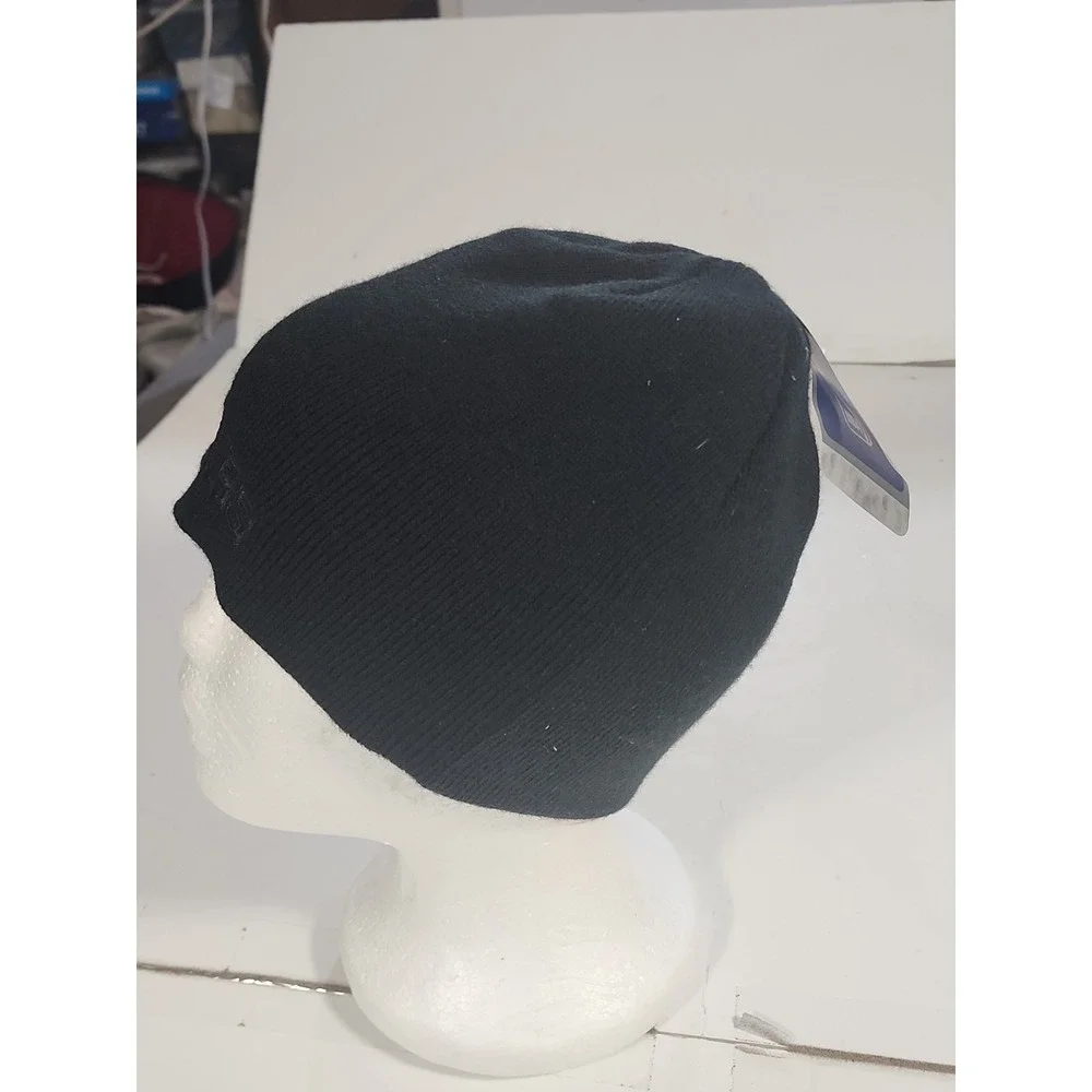 San Antonio Spurs Reebok Black Knit Beanie Hat One Size NWT Deadstock Vintage
